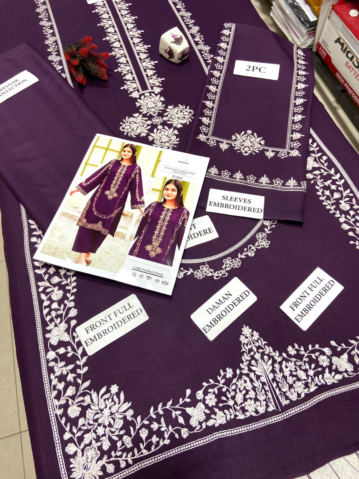 2 Piece - Unstitched Dhanak Embroidered Suite