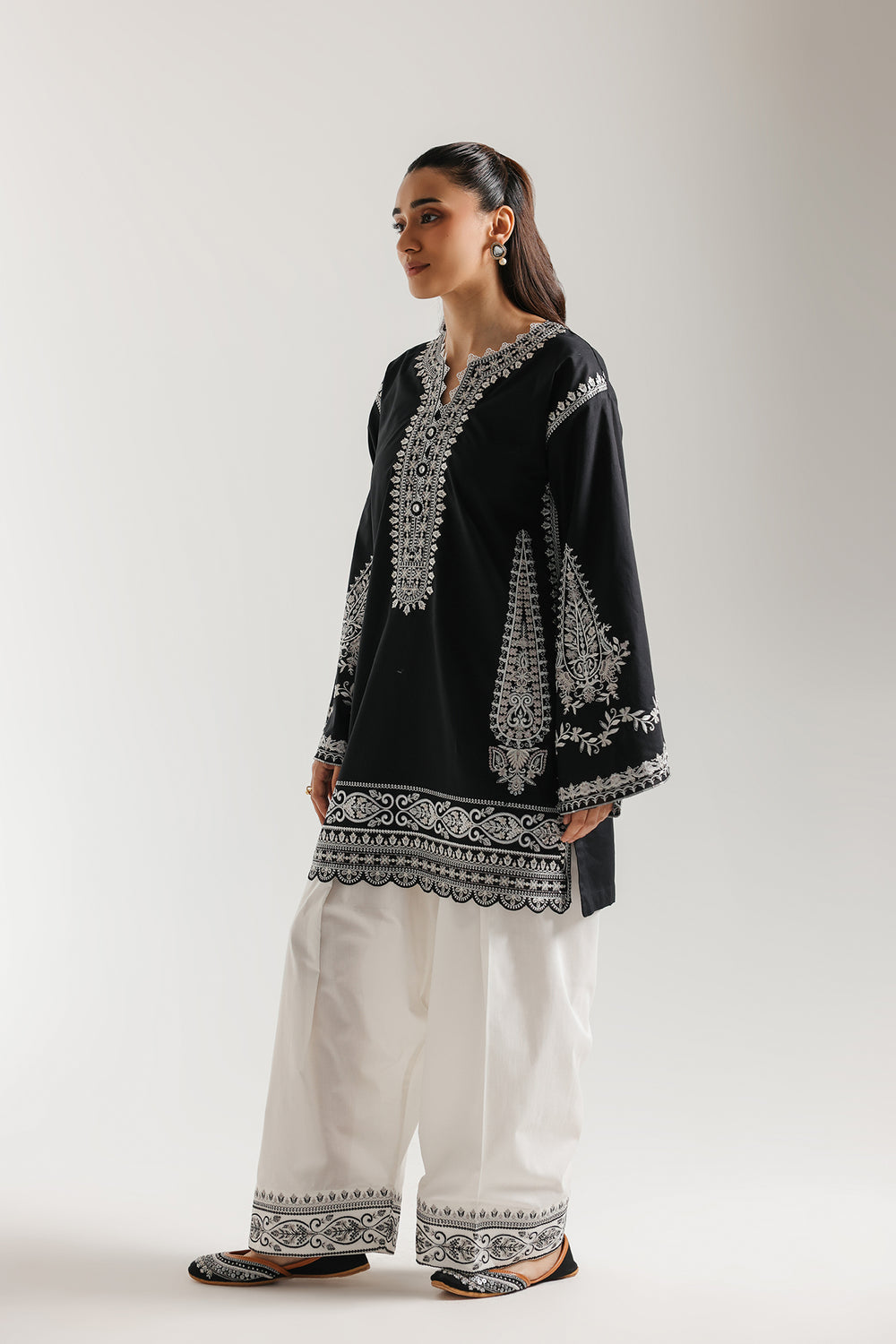 Embroidered Dhanak Winter 2 Piece Dress