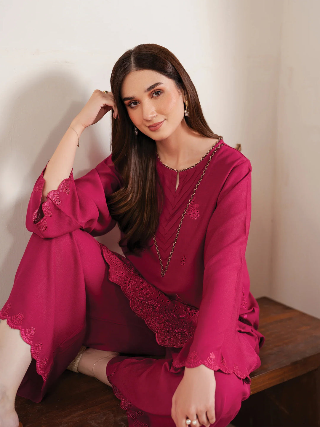 Sapphire - Dhanak 3-Piece Unstitched Embroidered Suit