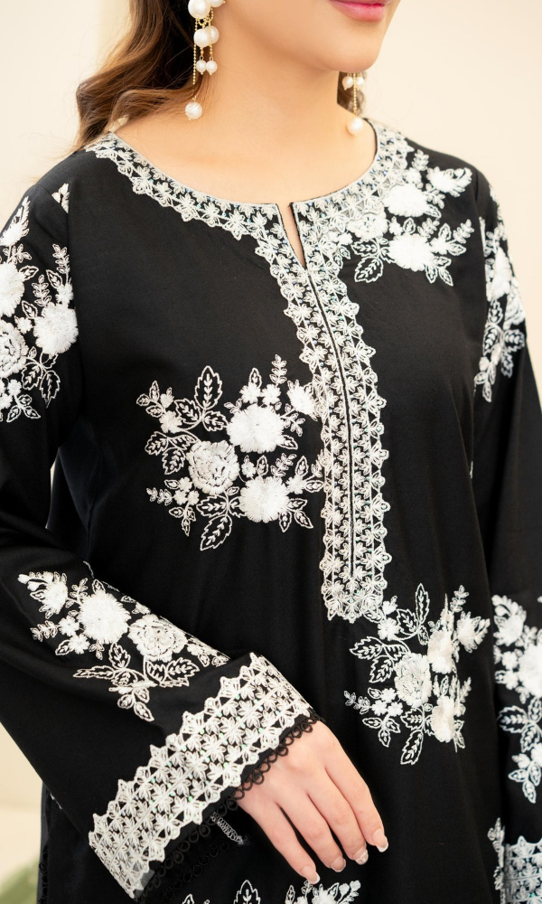 Zara Shahjahan - 3PC Unstitched Dhanak Embroidered Suit
