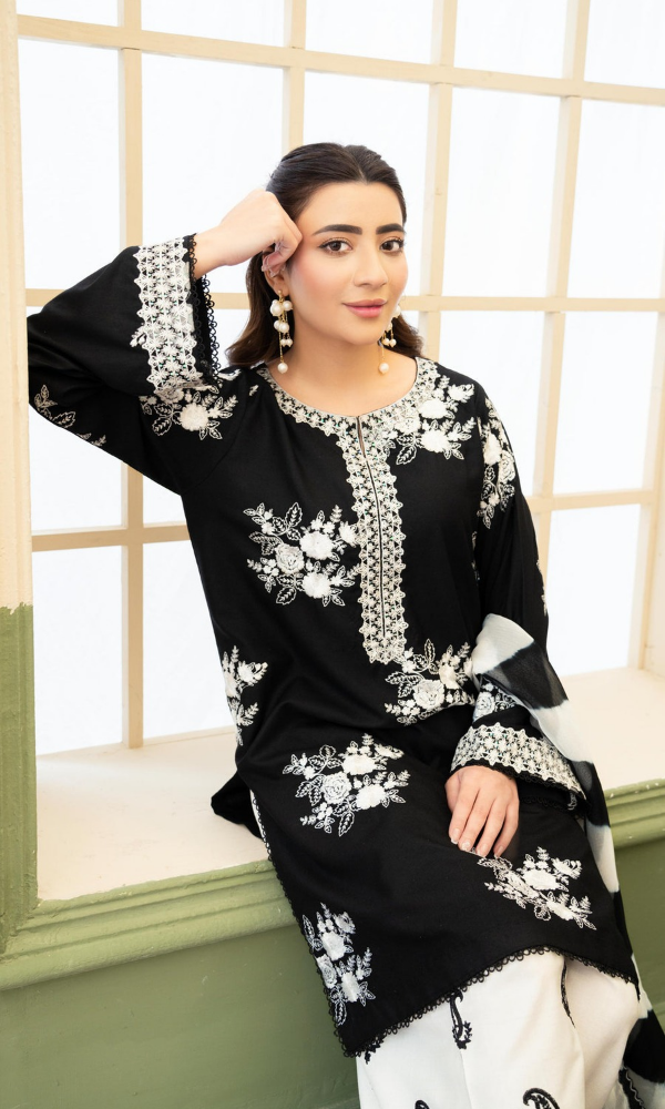 Zara Shahjahan - 3PC Unstitched Dhanak Embroidered Suit