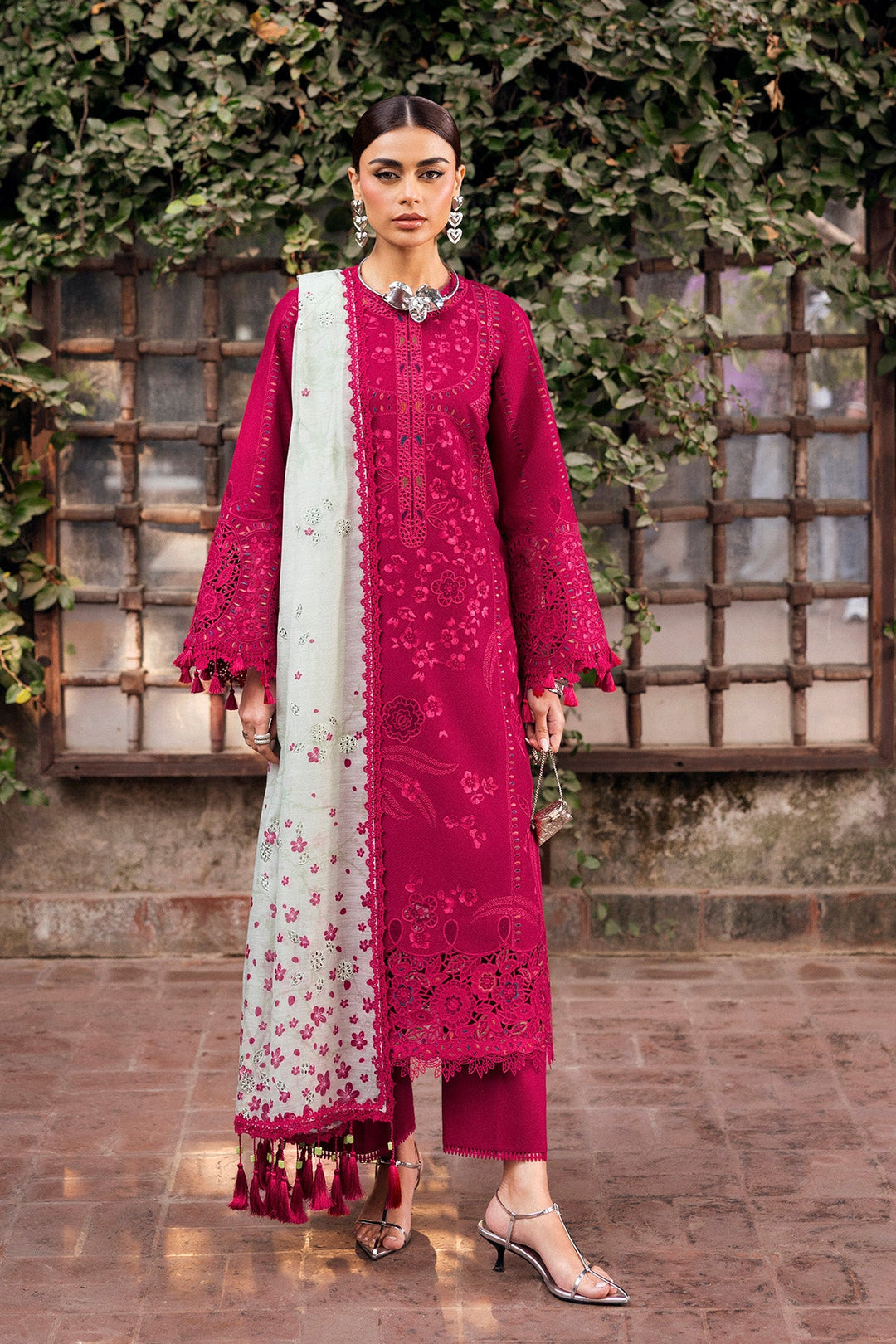 Jazmin - Dhanak 3-Piece Unstitched Embroidered Suit