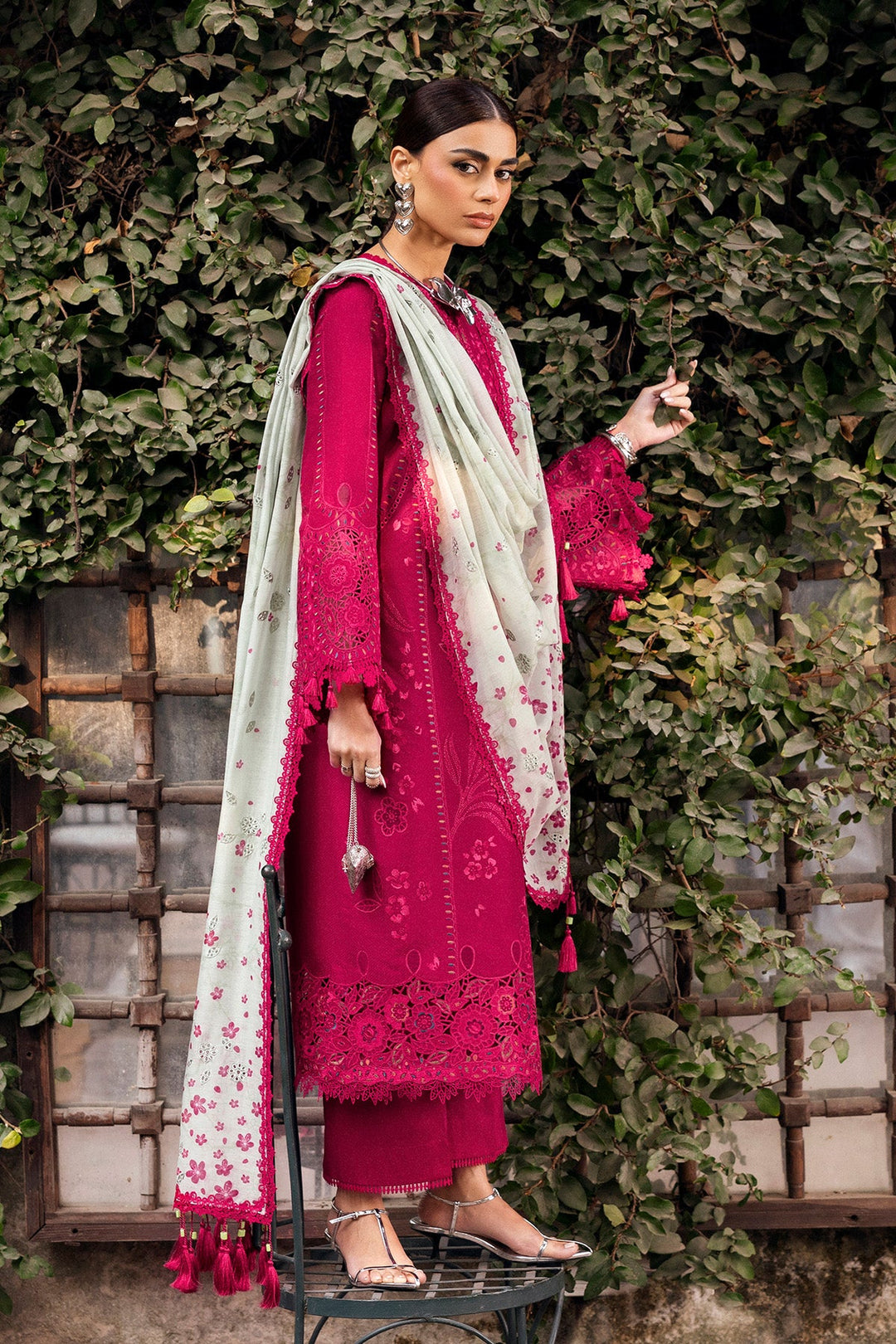 Jazmin - Dhanak 3-Piece Unstitched Embroidered Suit