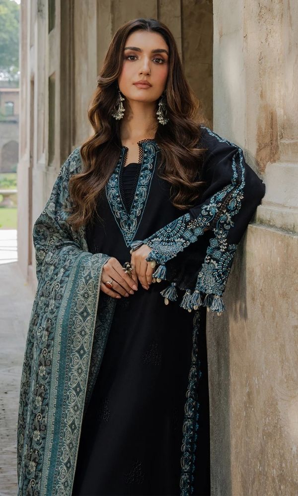 Izel - Dhanak 3-Piece Unstitched Embroidered Suit