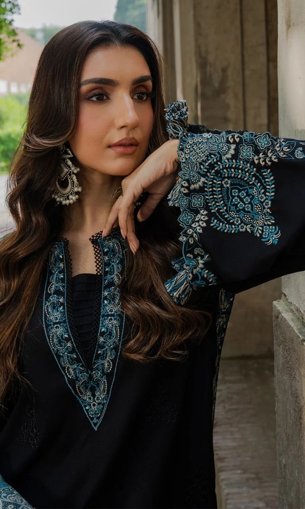 Izel - Dhanak 3-Piece Unstitched Embroidered Suit