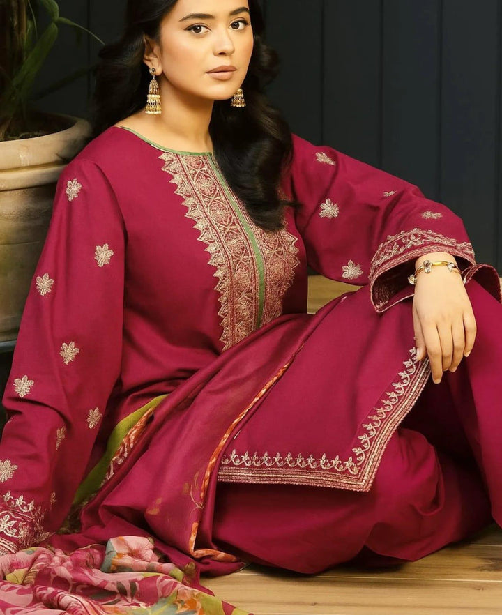 3 PC EMBROIDERED DHANAK SUIT - BG811