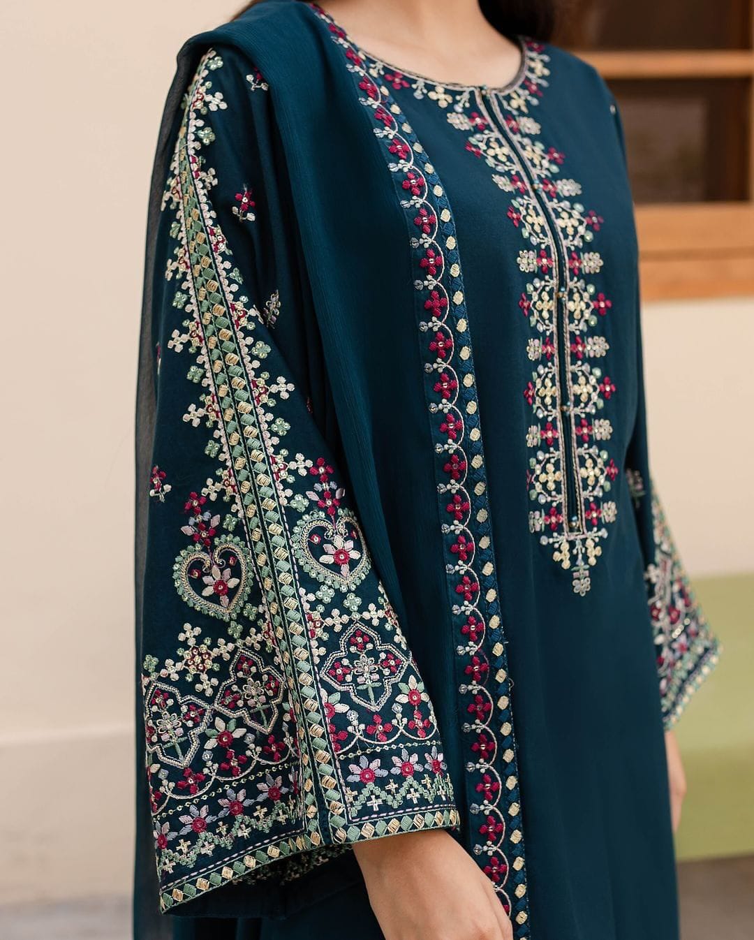 BATIK - 3PC LAWN EMBROIDERED SHIRT WITH CHIFFON EMBROIDERED DUPATTA AND TROUSER - HZG2779