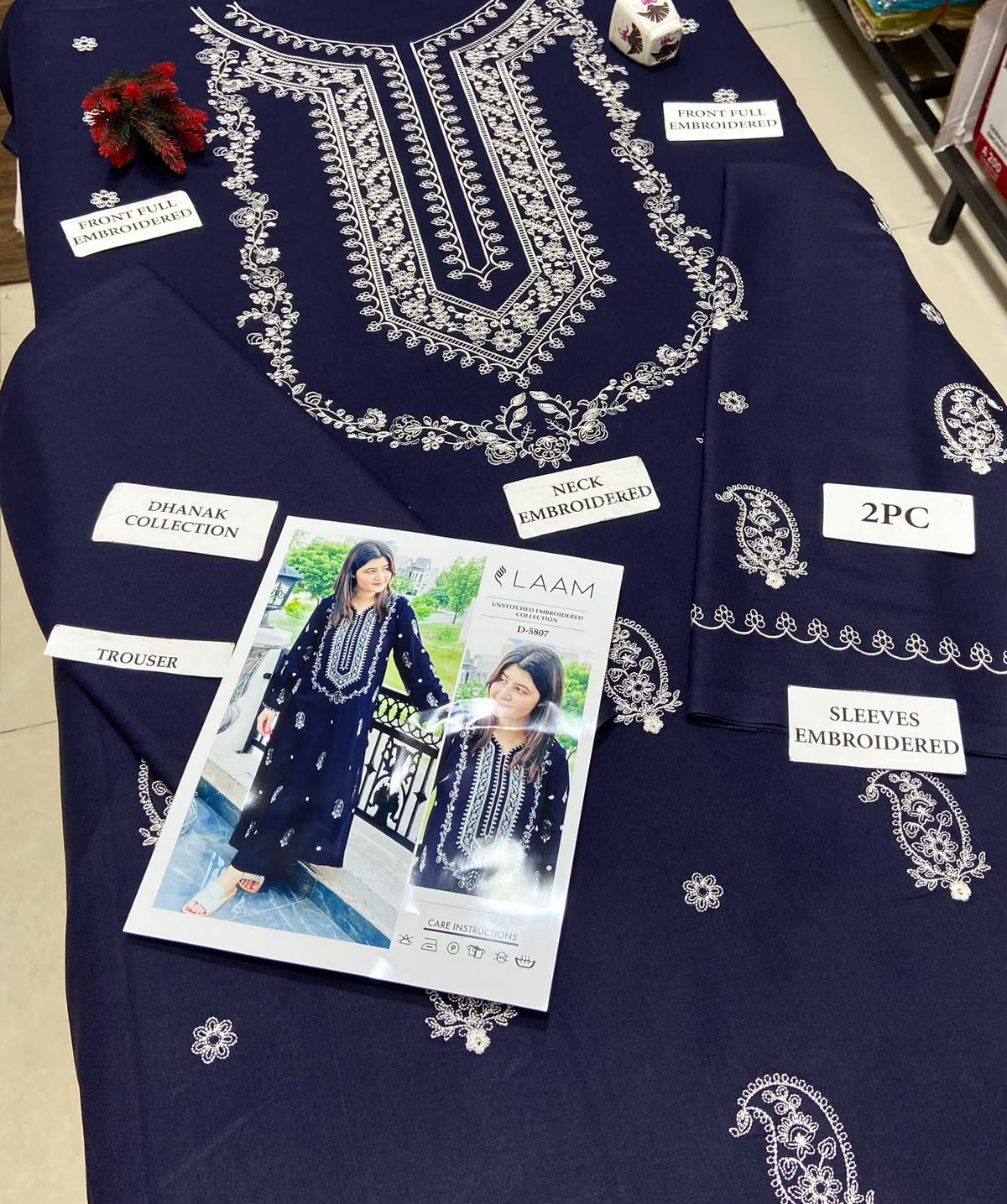 2 Piece - Unstitched Dhanak Embroidered Suit