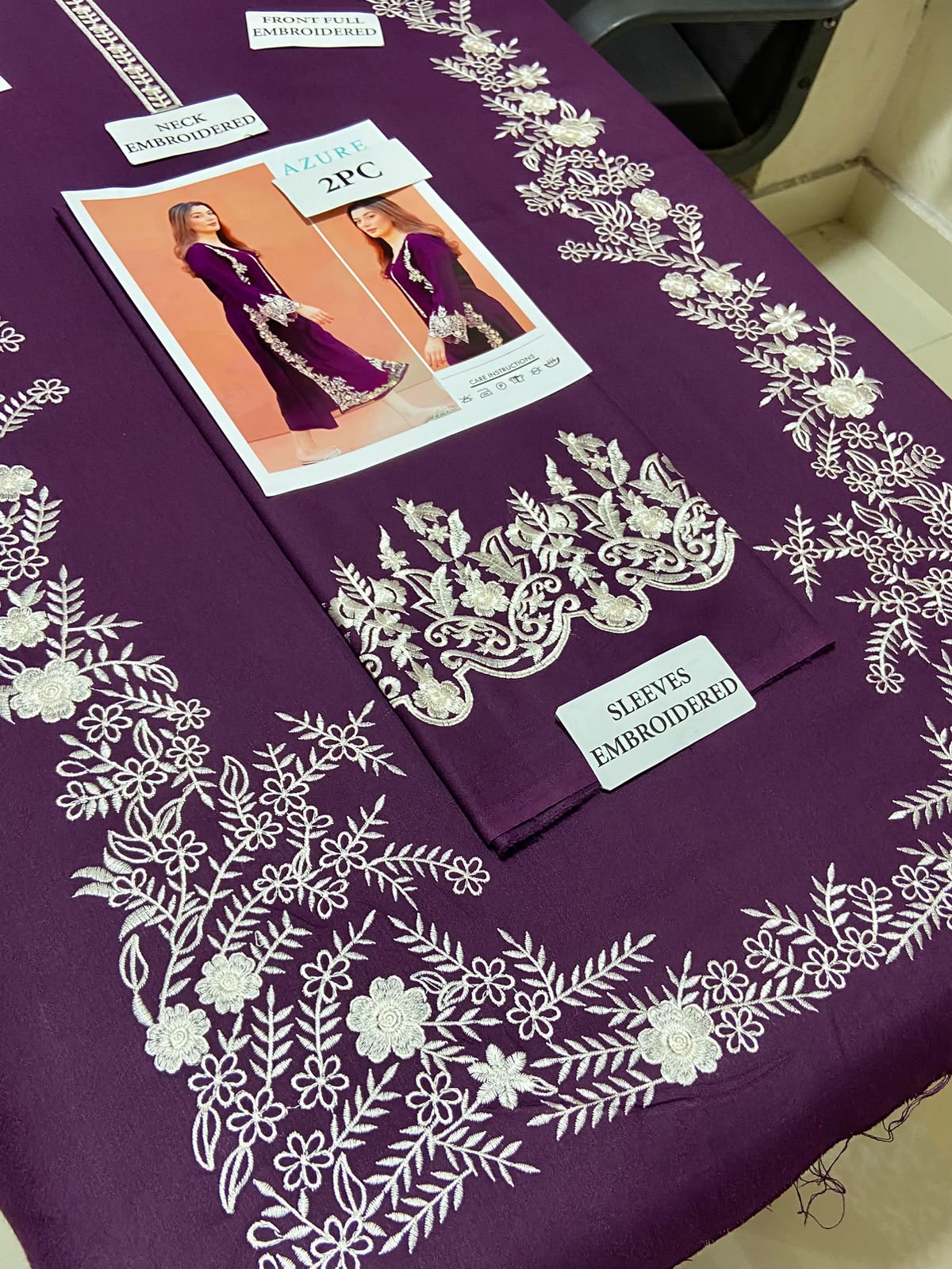 2 Piece - Unstitched Dhanak Embroidered Suite