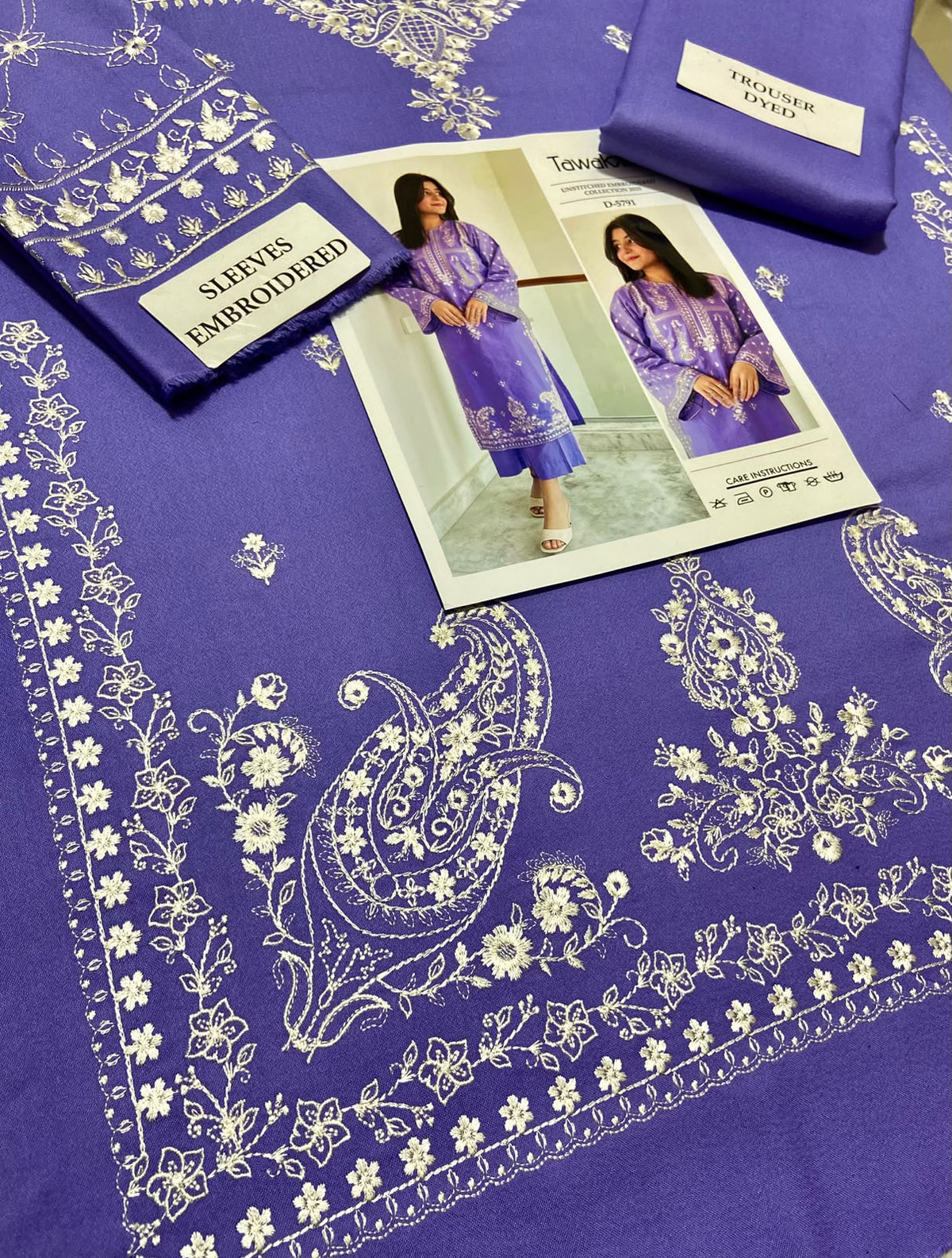 2 Piece - Unstitched Dhanak Embroidered Suite