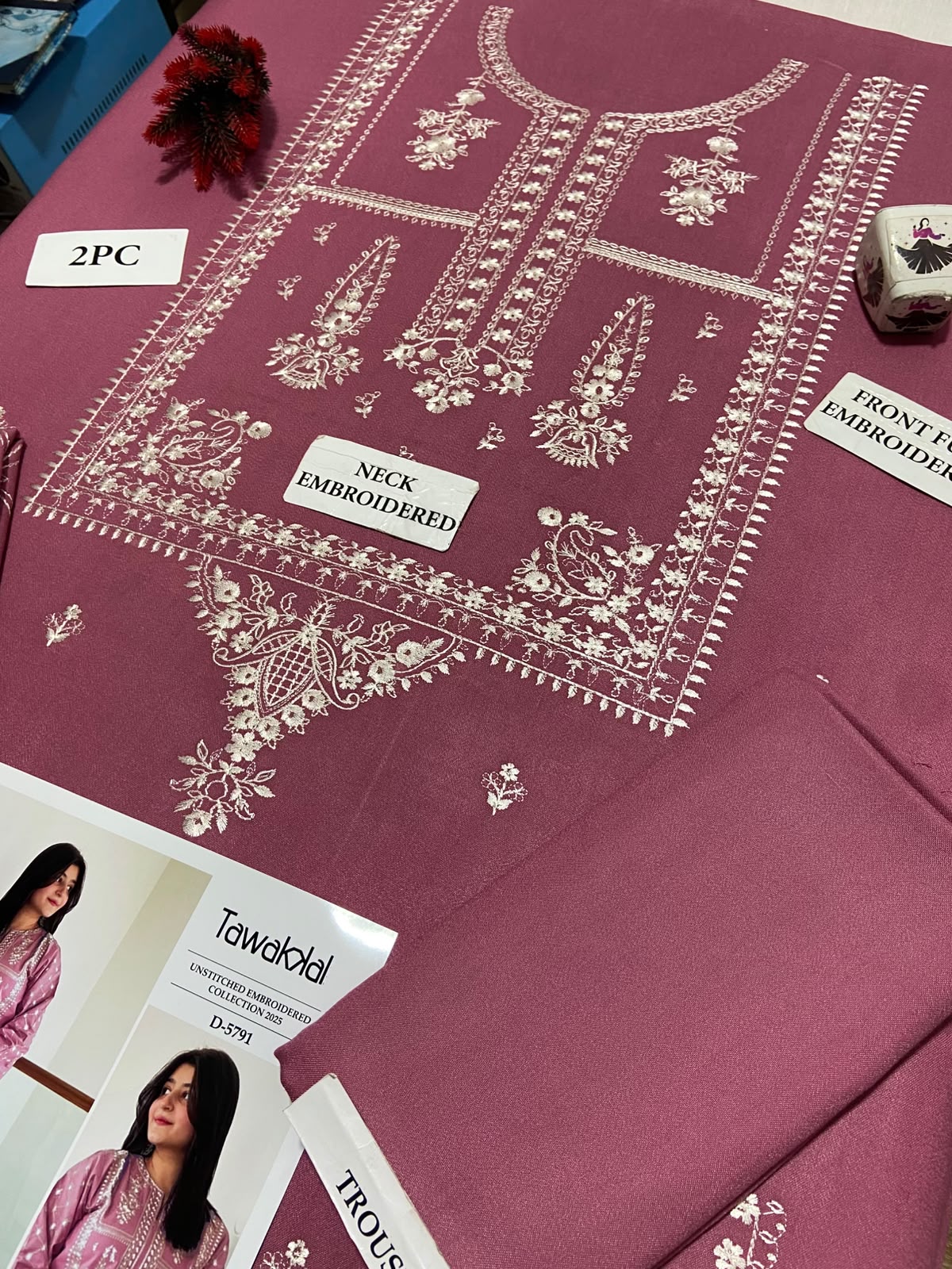 2 Piece - Unstitched Dhanak Embroidered Suite